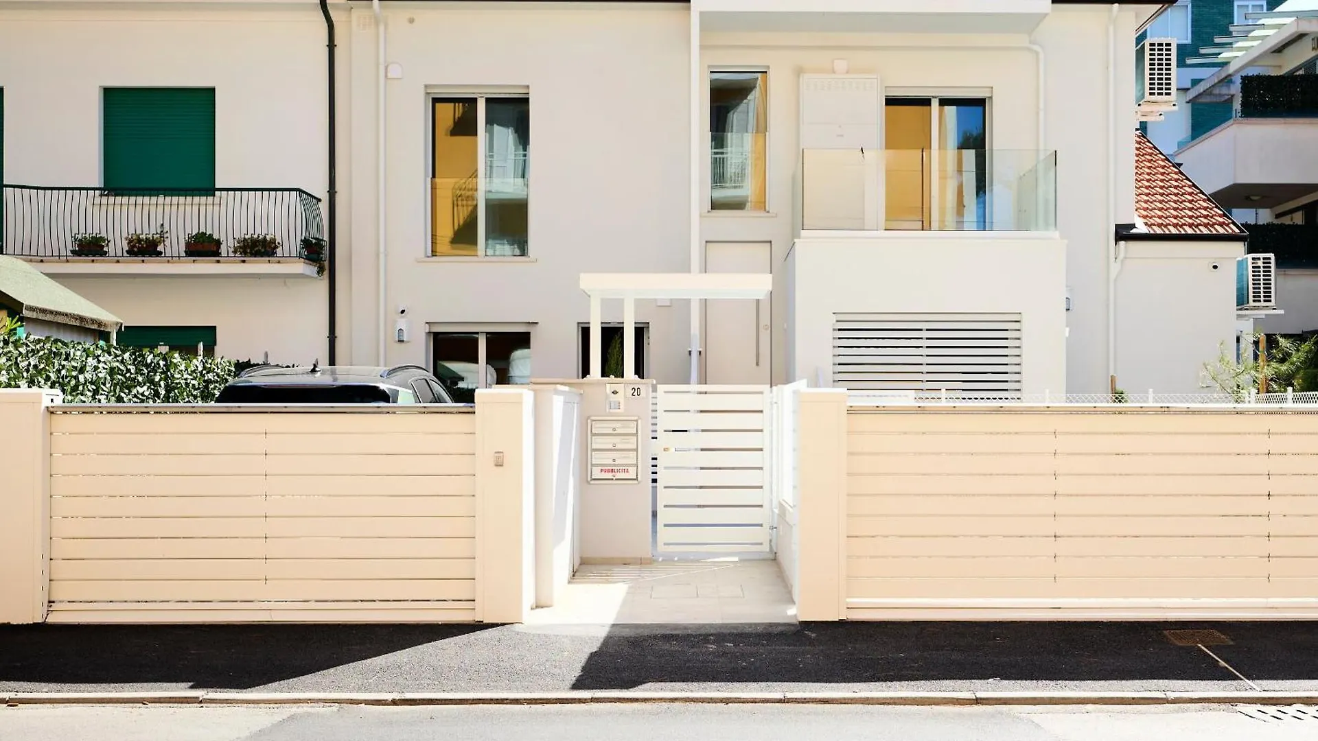 The Twins 1 Luxury Ceccarini - Lungomare Parcheggio Privato Villa Riccione