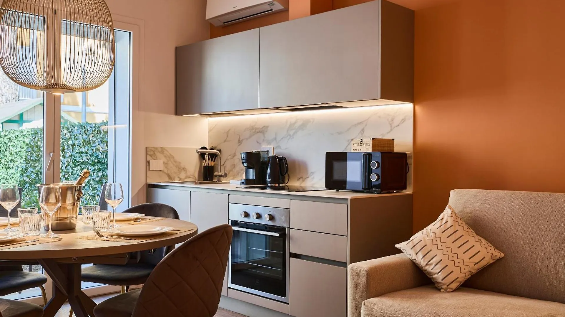 The Twins 1 Luxury Ceccarini - Lungomare Parcheggio Privato Villa Riccione Italien